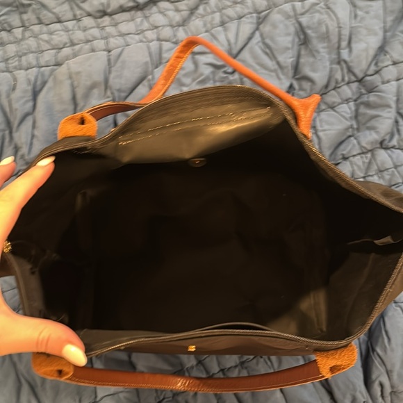 Black long champ shoulder bag. Has been worn and lots of wear and tear. - Picture 7 of 11